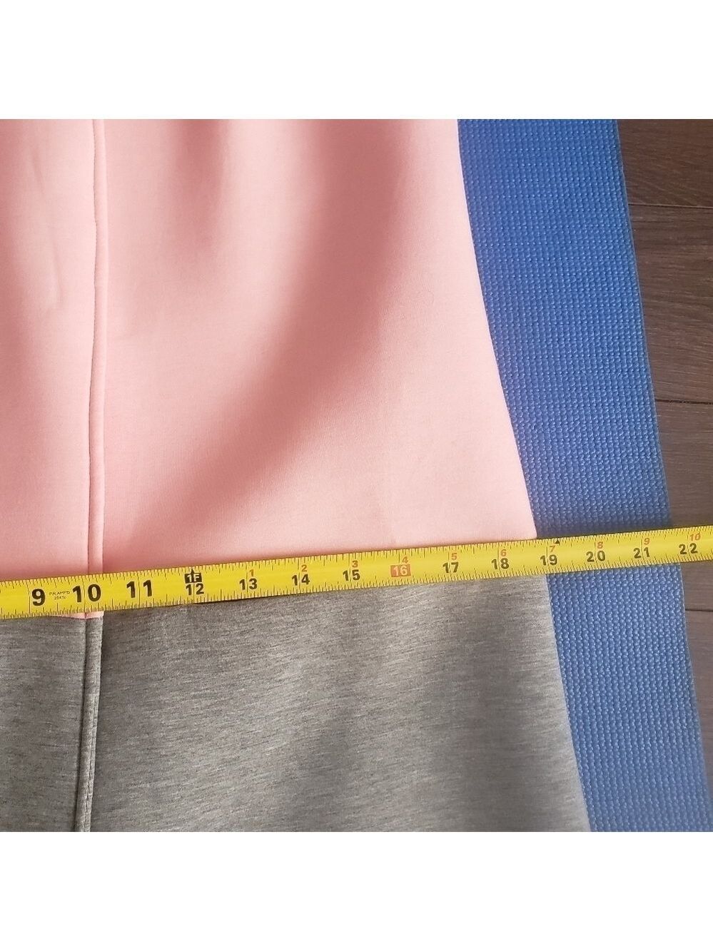 Long Colour blocked Vest - Picture 10 of 13